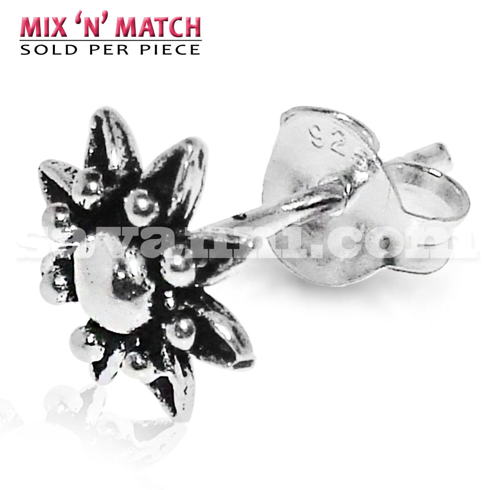 Korvanappi Hopea Tähtikukka