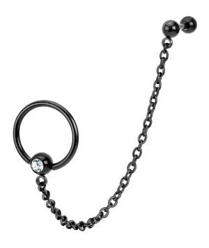 Musta rustokkoru ketjulla